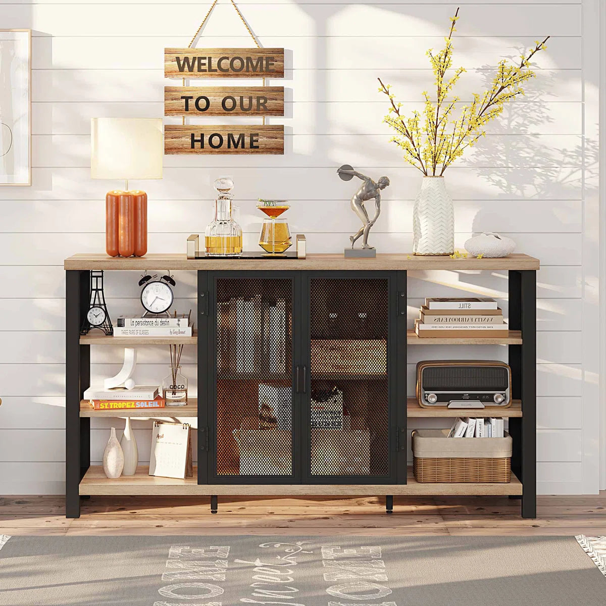 Floppiz Guinna 55.12'' Bar Cabinet